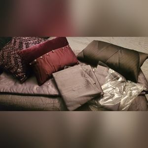 Vera Wang Gray City Nights King Bedding
